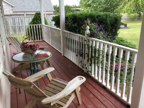 Entire Country Home In Guelph