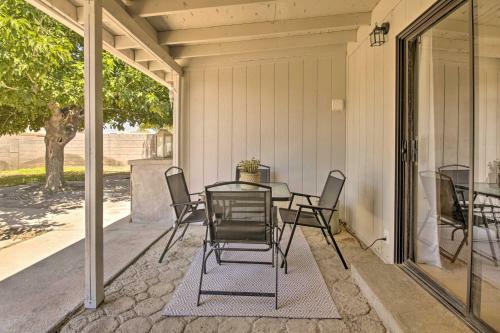 Modern Peoria Home Large Yard, Grill, Games!