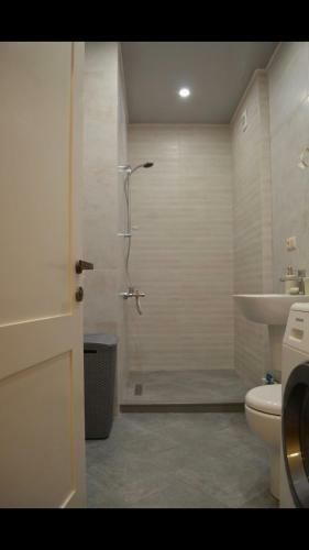 New Modern Apartment
