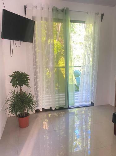 Casa Vista A La Monta�a