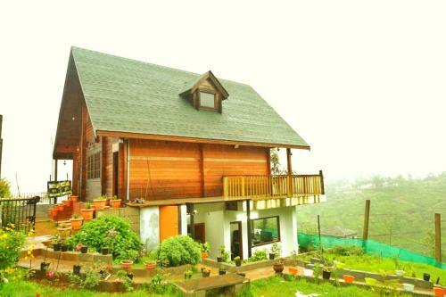 Igloo Woodhouse - Premium Private Duplex Villa