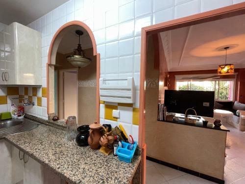 Apartamento Cozy 3 Bedroom Rental Unit With Pool Access