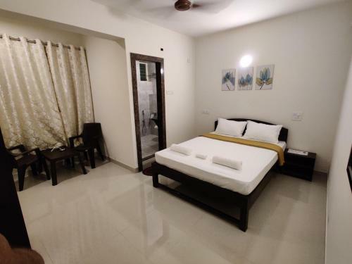 Hostal Mahalakshmi Residency Guest House