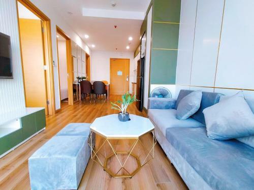 Trips Apartmen & Home Stay Quy Nh?n