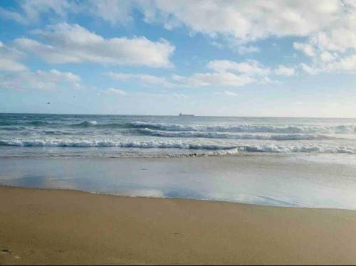 Apartamento Beautiful Beach Front Condo Near Downtown