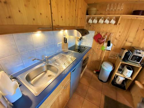 Uriges Chalet Auf �ber 1250m +dampfbad +netflix!