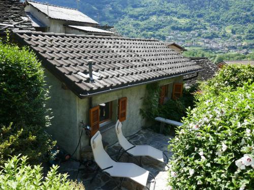 Holiday Home Rustico Casa Laura