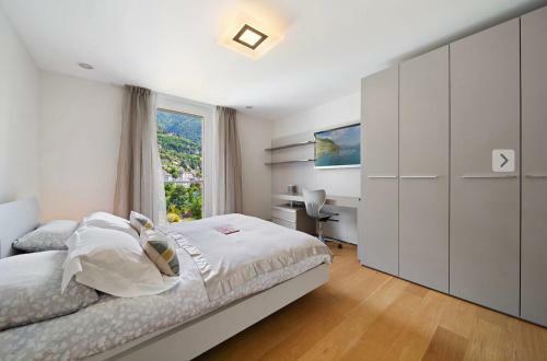 Montreux Center Panoramic Views 4bd Apartment
