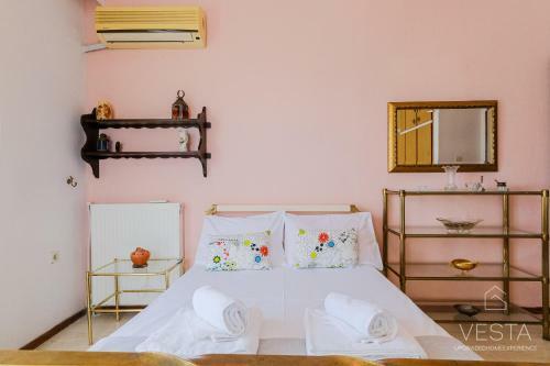 Jasmine 3-bdrm Maisonette, Sea & Pine Tree Views