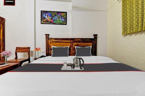 Hotel Collection O 91653 Garg Keshariya Residency