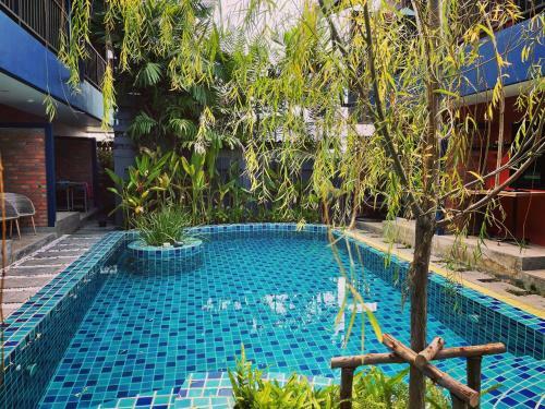 Kraam Silouette Hotel And Cafe Phuket