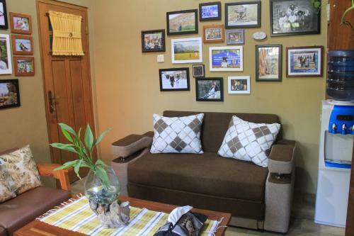 Brother's Family Homestay