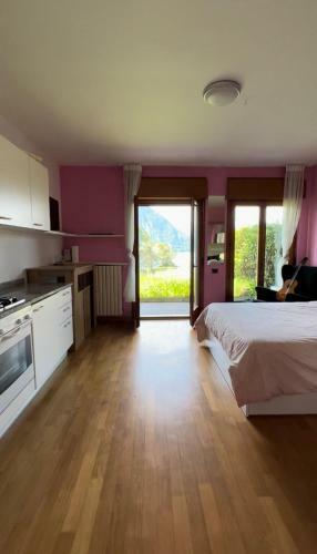 Apartamento Monolocale Con Giardino A Campione D?italia