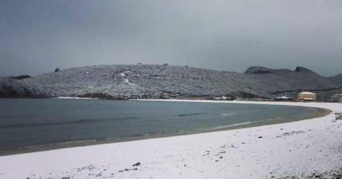 Apartment With 1 Bedroom In Ammoudia