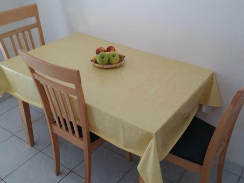Spacious Apartment In Pag Dalmatia, Crotia