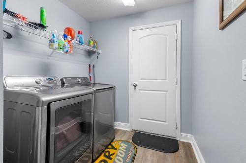 Florida Getaway: 4/3hm ?15ft Swimspa?near Beaches