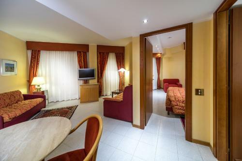 Hotel 5 Miglia