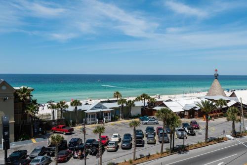 Apartamento Origin Unit 417 West End Condo With Peaceful Nature Views