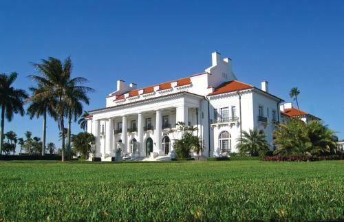Residence At Rosemary Square