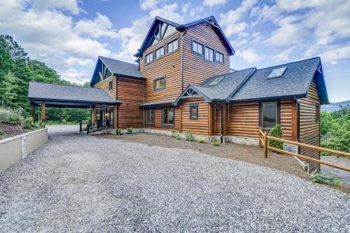 Serene Escape To The Blue Ridge Mountains