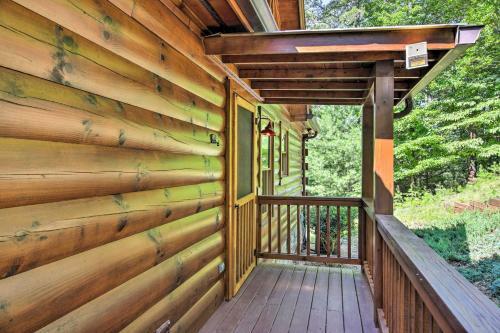 Secluded Blue Ridge Cabin With Hiking On-site!