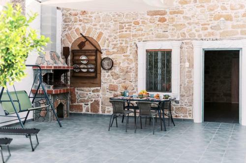 Apartamento Antika Traditional Stone House
