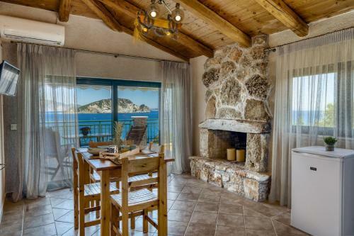 Anatoli Apartments