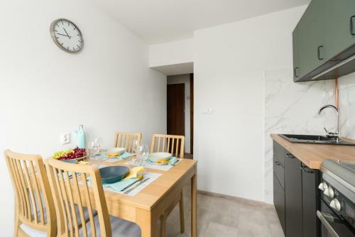 Apartment Pozna? D?browskiego By Renters