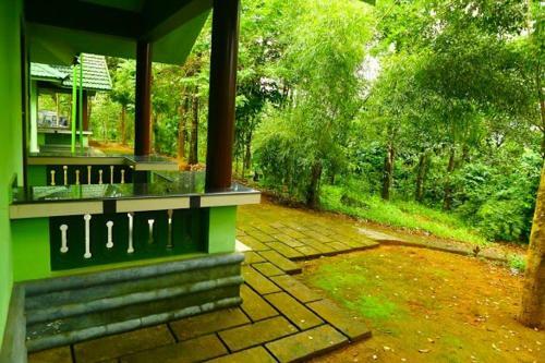 Bed & Breakfast Shibi's Tea Garden Heritage
