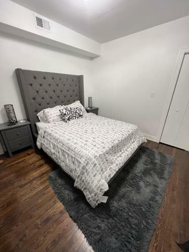 Luxury Modern 3- Bedroom Apartment In Chicago