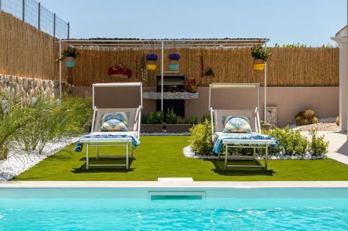 Villa Shamsi - Pool And Beach At 70mt