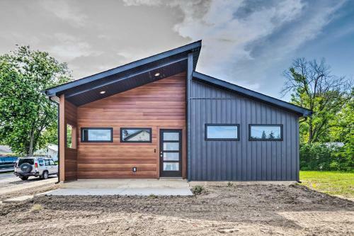 Sleek Fort Wayne Home Near Dtwn Attractions!