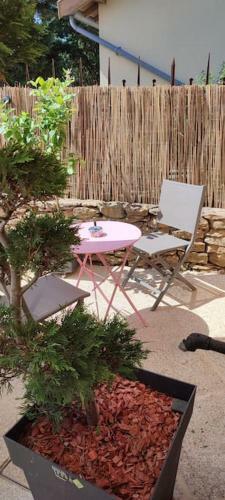 Apartamento Le G�te Des Pierres Dor�es
