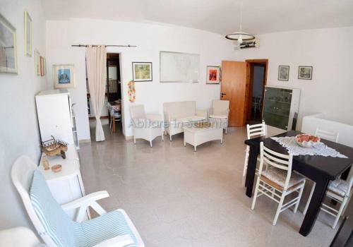 H251 Independent House Sea View With Parking