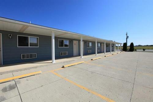 Posada Americas Best Value Inn Suburban