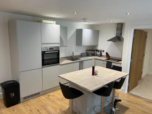 Lovely 2 Bed Apartment In Leeds Centre (Netflix)