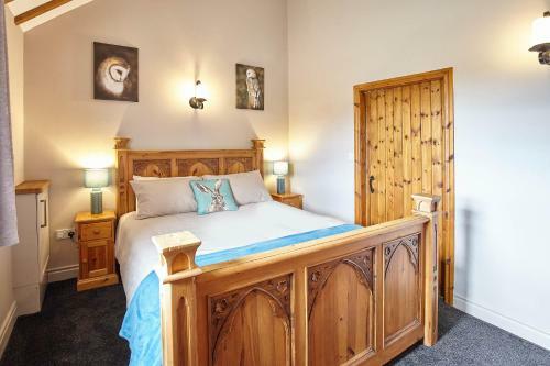 Host & Stay - Low Waupley Farm