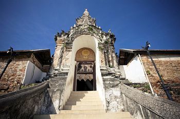 Hotel Lampang River Lodge