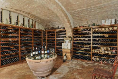 Bed & Breakfast Charming Villa Marcialla