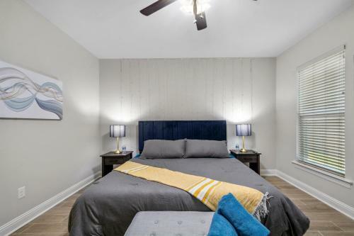 Central, New & Modern: Your Space Away From Home!!