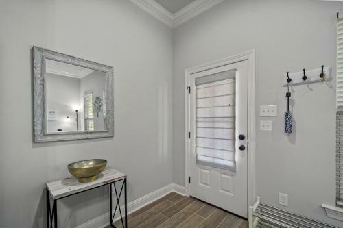 Central, New & Modern: Your Space Away From Home!!