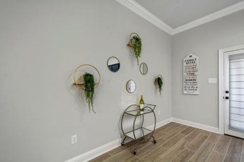 Central, New & Modern: Your Space Away From Home!!
