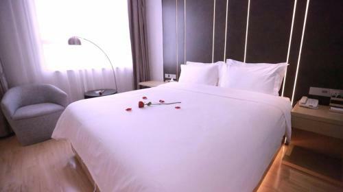 Lavande Hotel Suzhou Guanqian