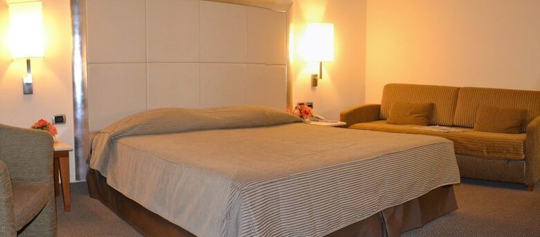 Hotel Airone