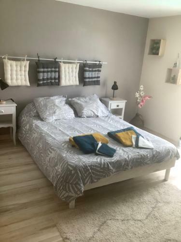 Hostal Chambre D H�tes Ind�pendante Dans Village M�di�val
