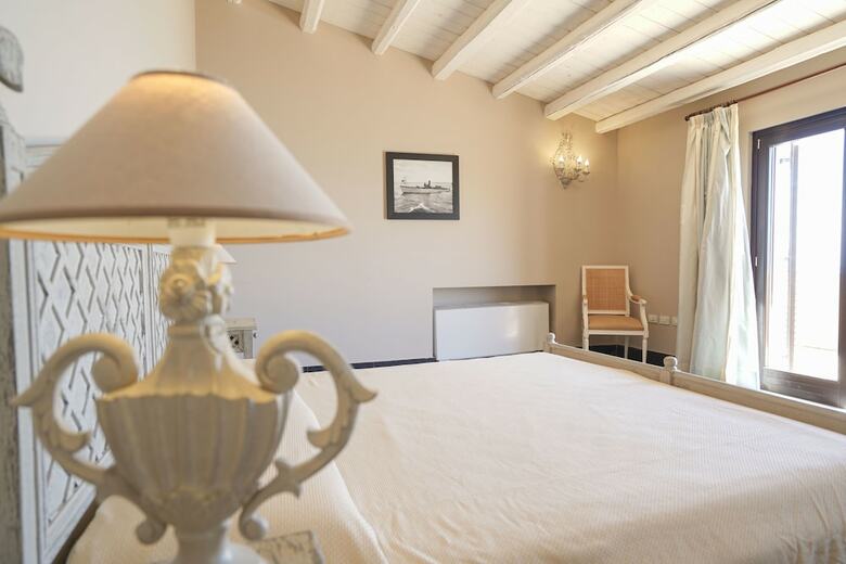 Hotel Falconara Charming House & Resort