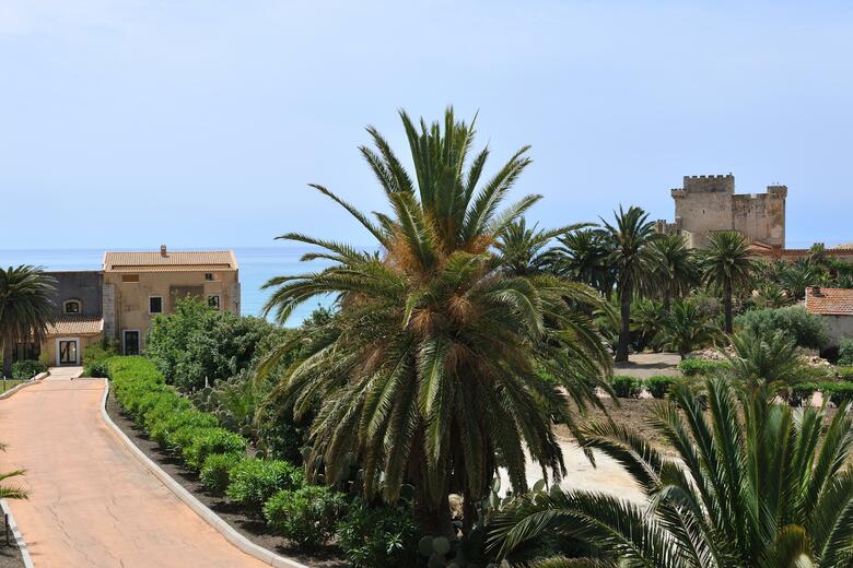Hotel Falconara Charming House & Resort