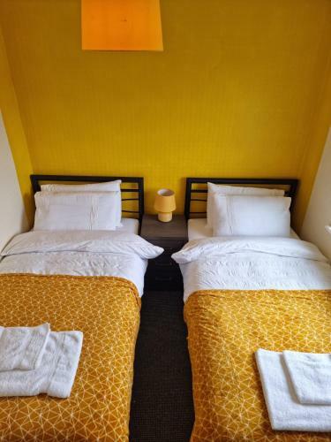 Lovely 2 Bedroom Serviced Apartment With Parking