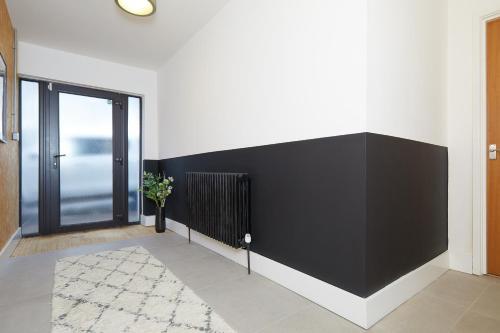 Nottingham 2 Bed Modern Apartment (Private Parking)
