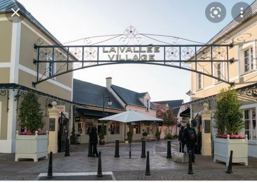 Villa Maison Esbly � 10min de Disneyland